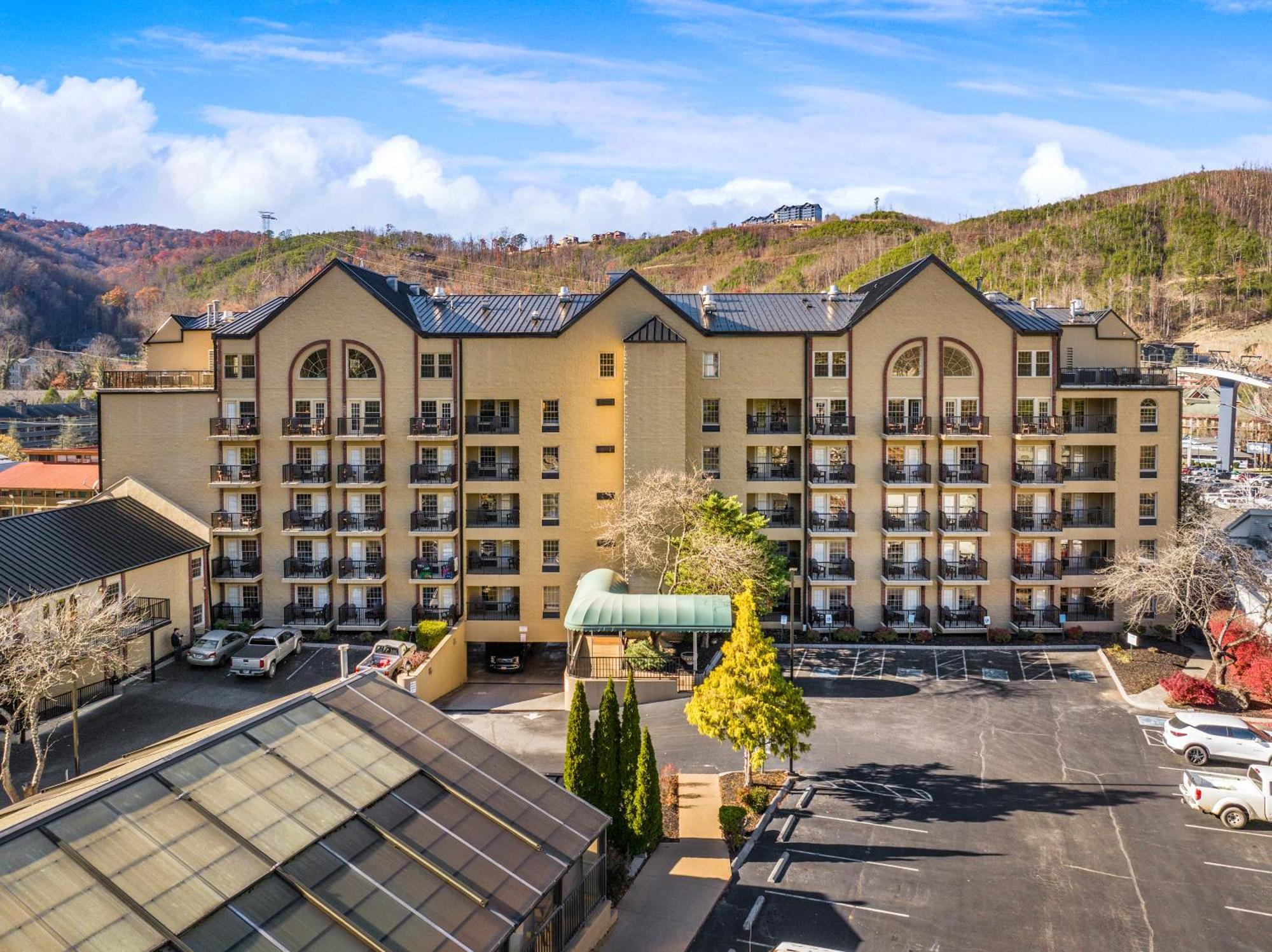 Black Bear Inn & Suites Gatlinburg Dış mekan fotoğraf